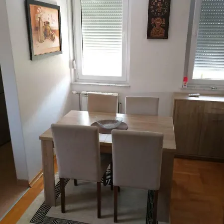 Macanovic Apartment *