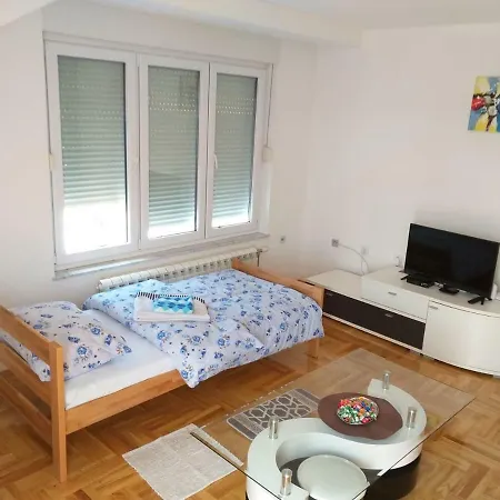 Macanovic Apartment